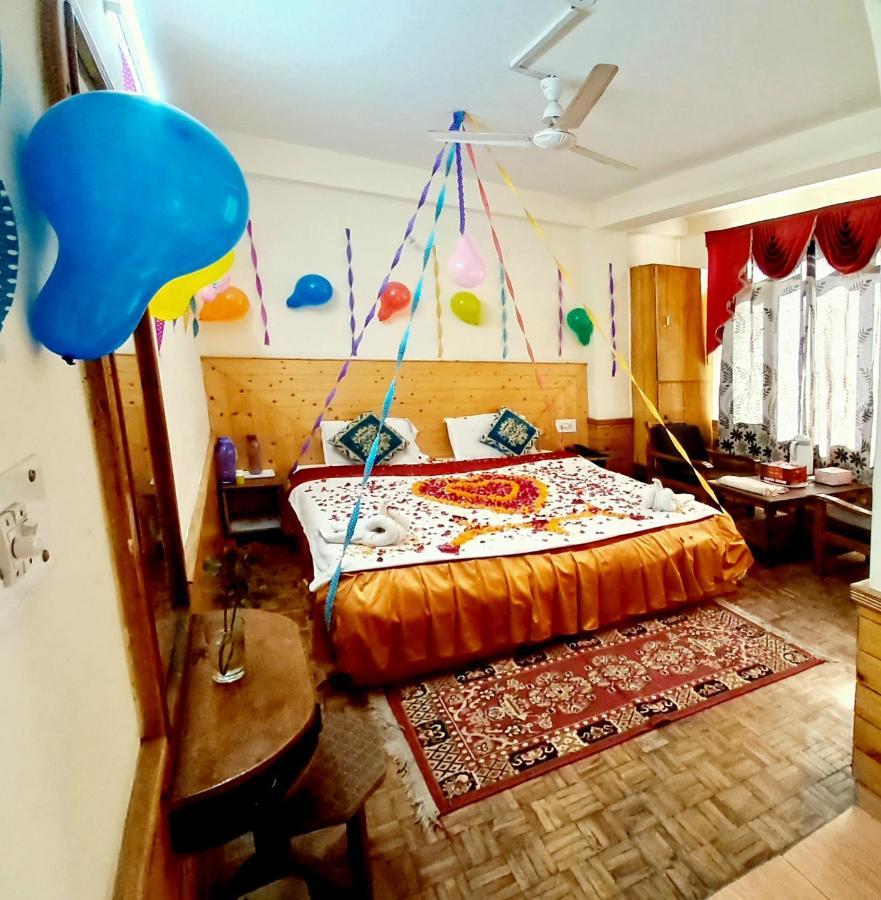 Hotel Snow Mountain Mall Road Manali  Luaran gambar